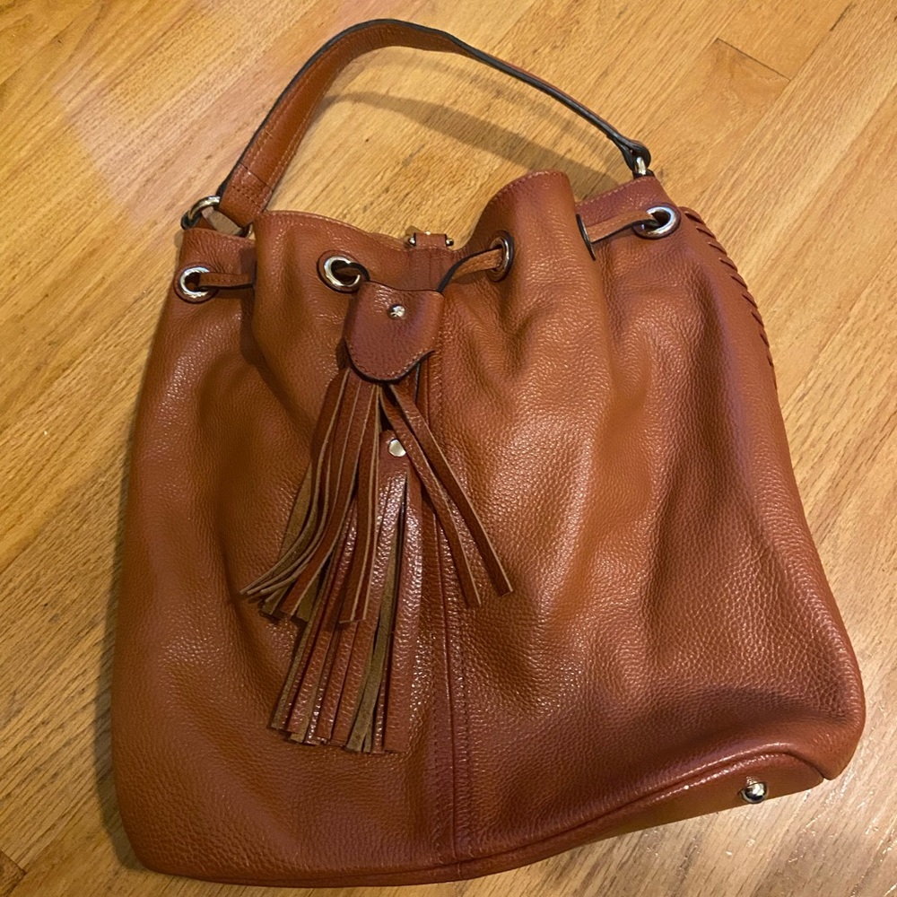 Elegant Brown Leather bag/backpack